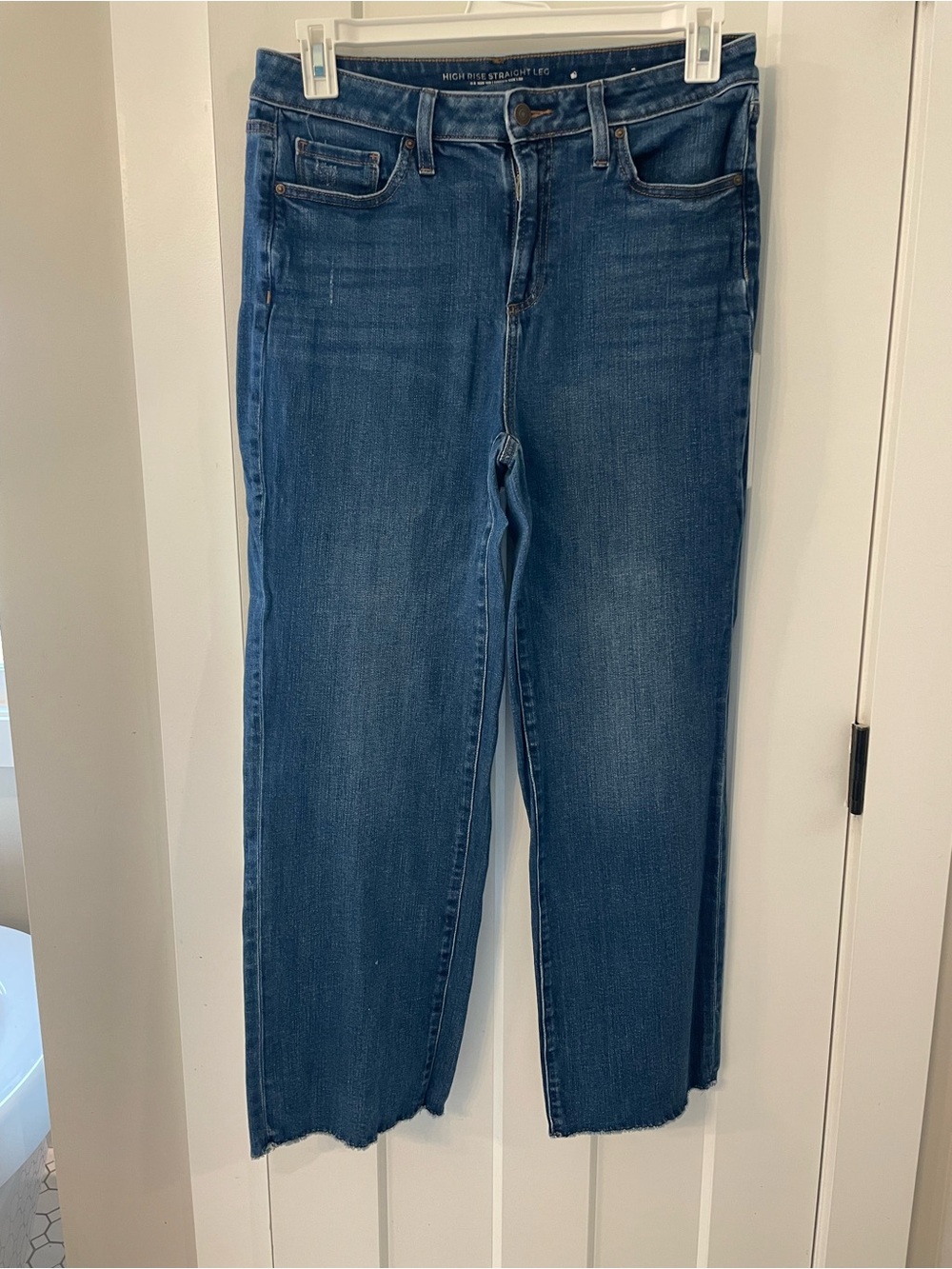 Chico's Straight-Leg Women's Jeans in Medium Blue Wash 1.5R